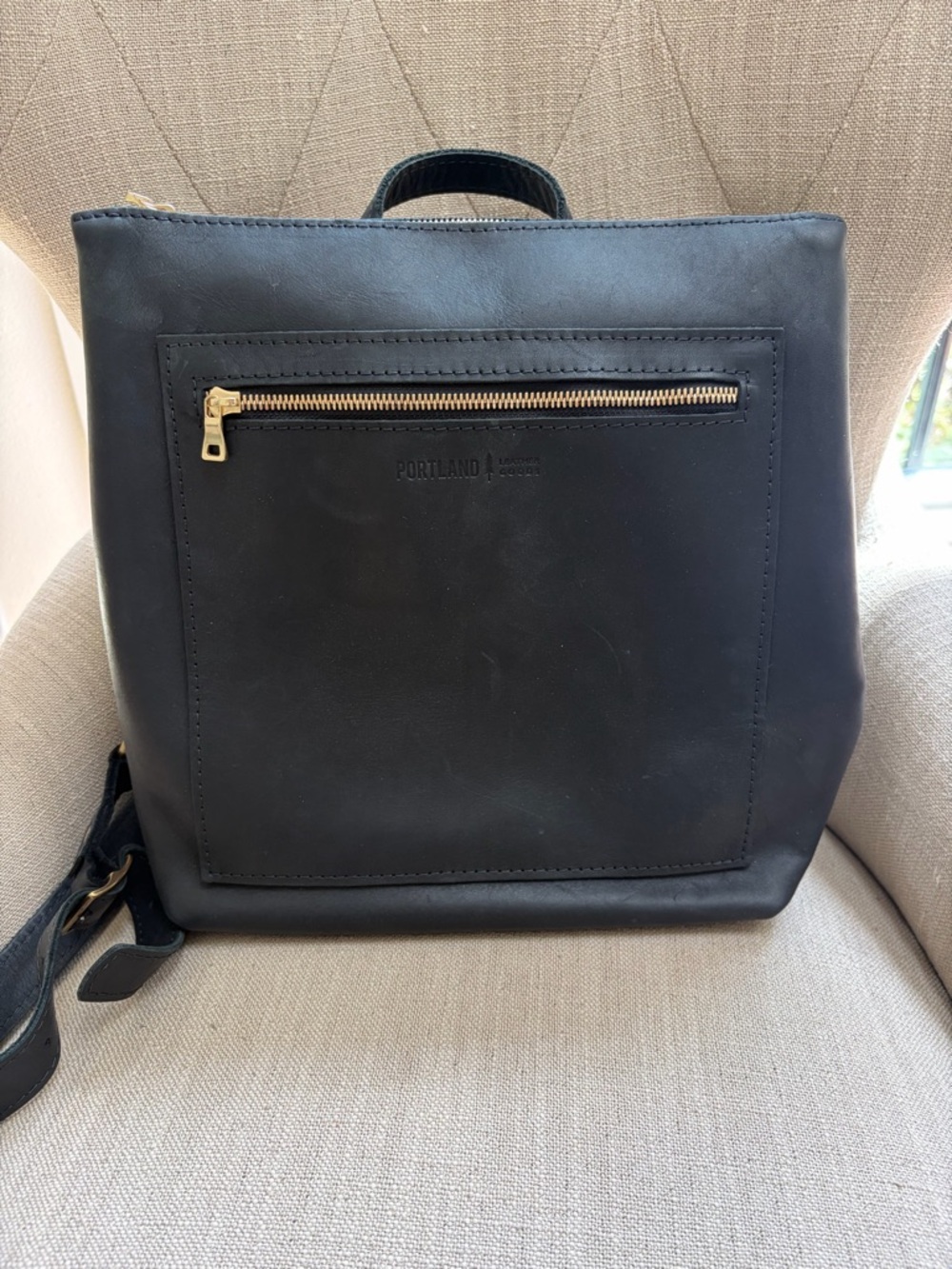 Portland Leather Classic Tote Backpack Black